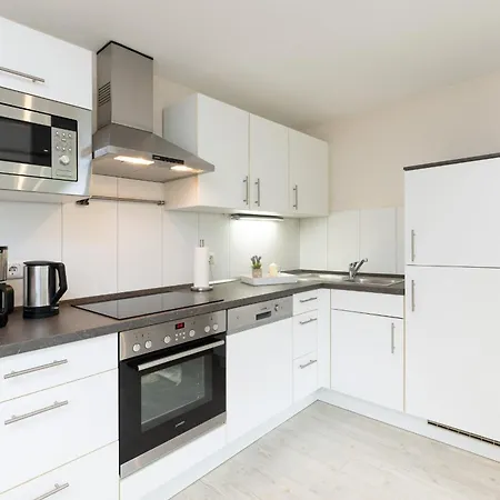 Дом отдыха D4 - Haus Duenenpark Koenigsberger Allee 12 - Feriendomizil Hollich Грёмиц